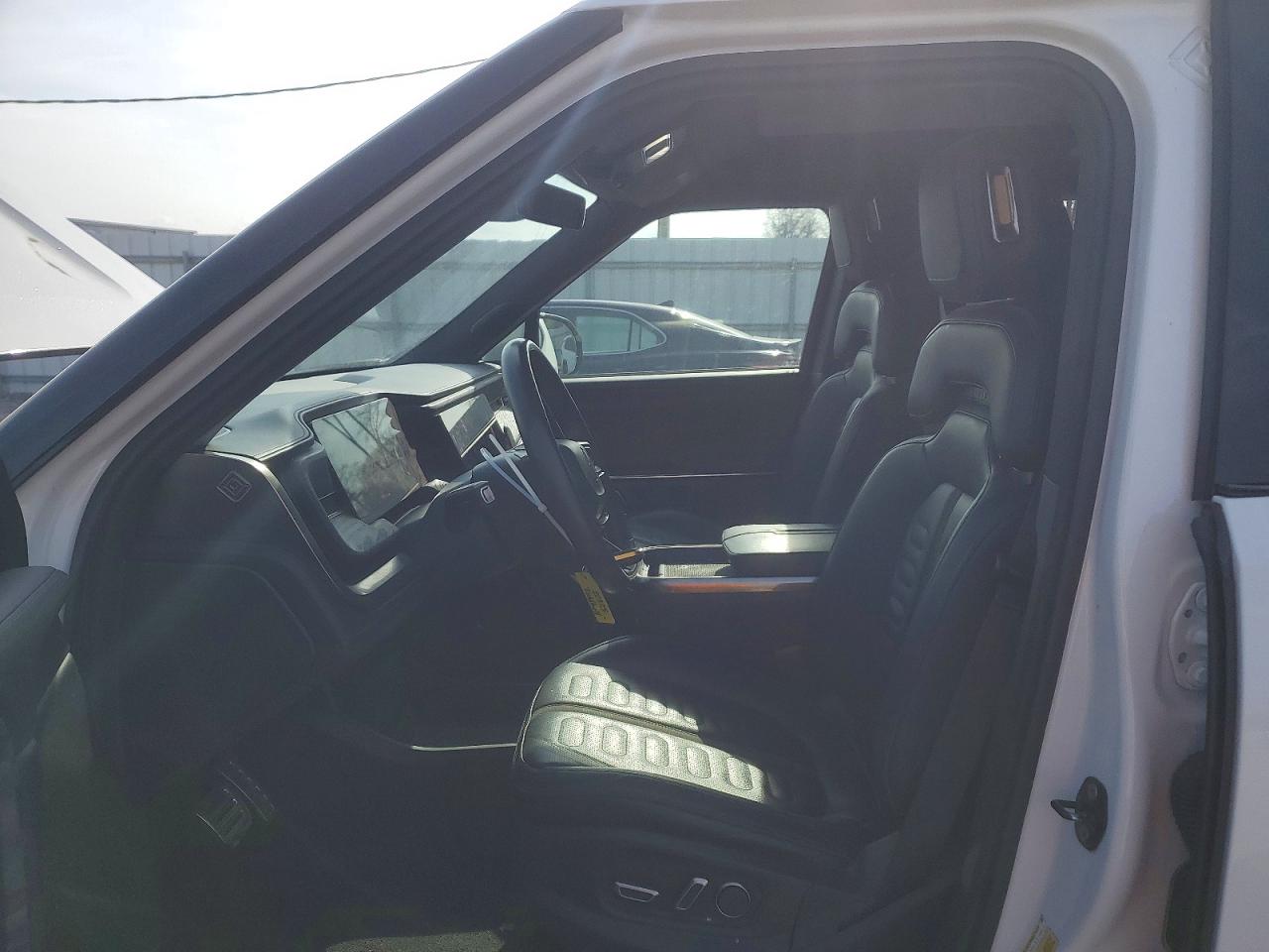 2022 RIVIAN Rit VIN 7FCTGAAA5NN013742 photo 7