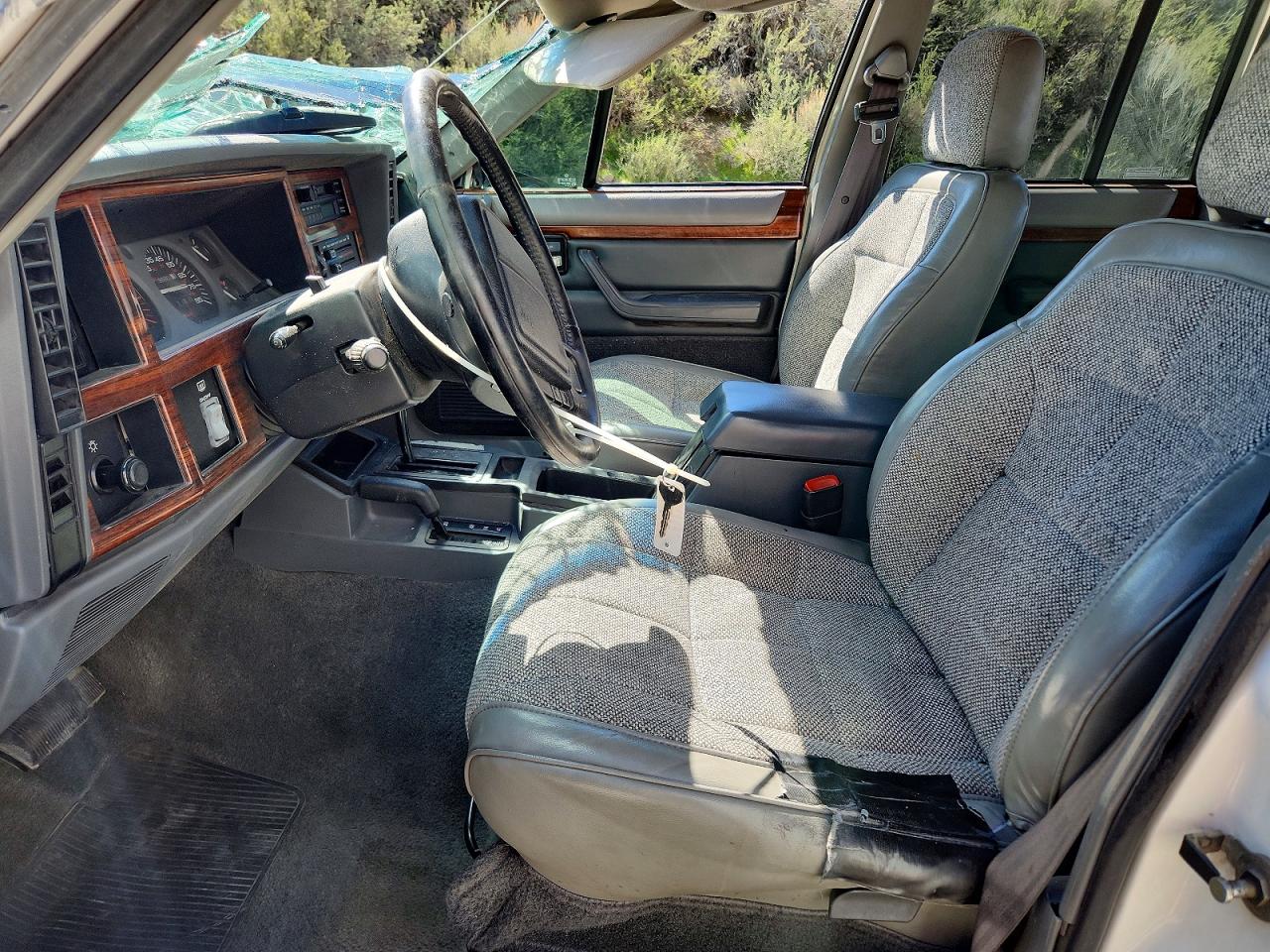 1996 Jeep Cherokee VIN 1J4FJ78SXTL106751 photo 7