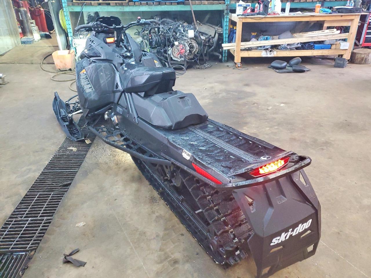 2024 SKID Backcountr VIN 2BPSUJRA3RV000261 photo 3