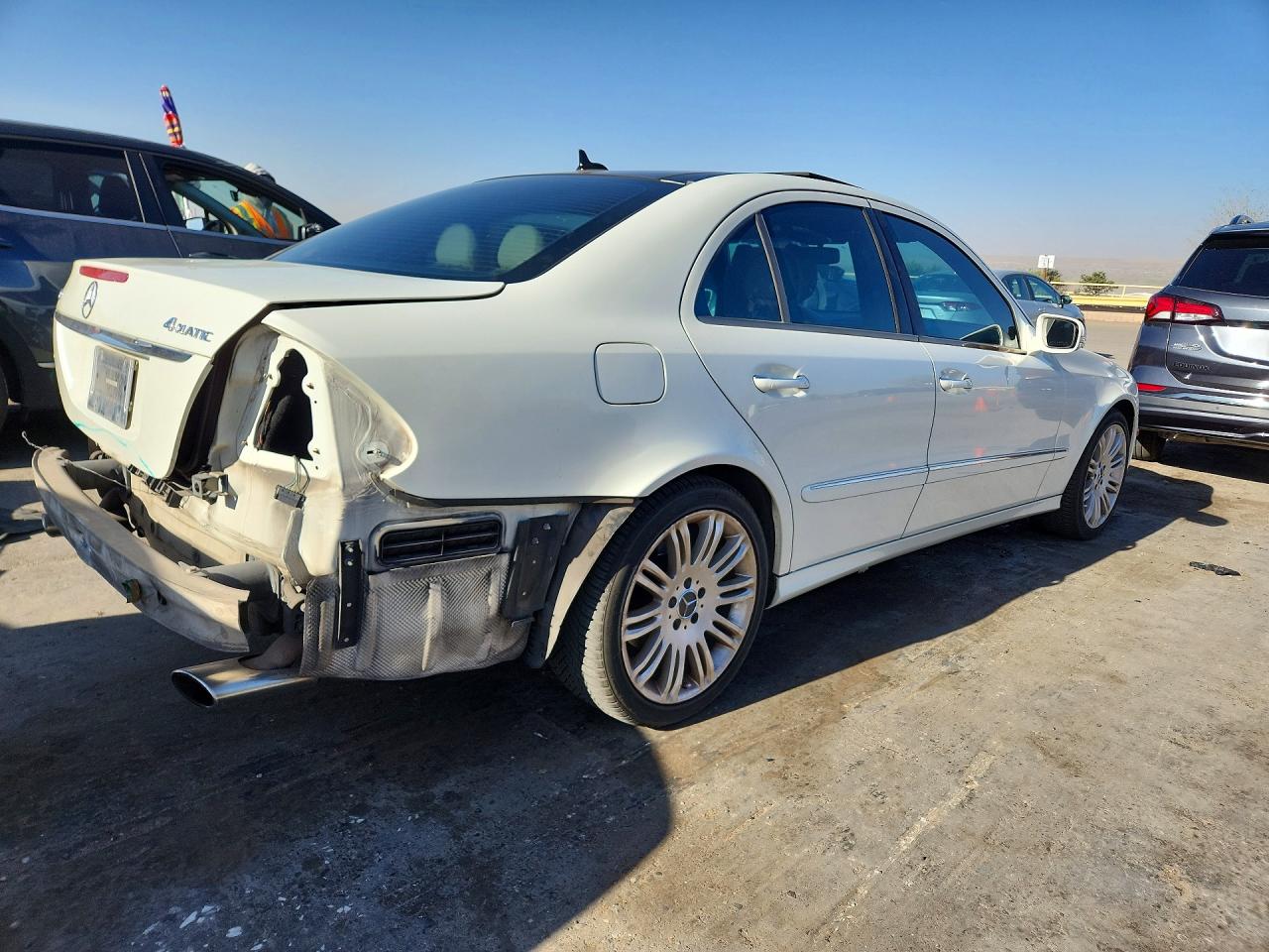 2008 MERCEDES-BENZ E-class VIN WDBUF87X18B259970 photo 3