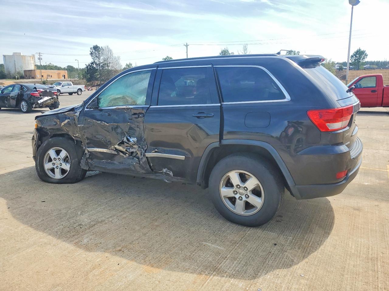2013 Jeep Grand cher VIN 1C4RJEAG9DC615759 photo 2