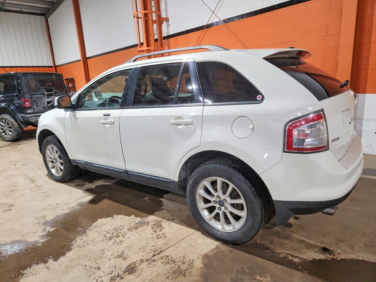 2009 Ford Edge VIN 2FMDK48C09BA80828 photo 2