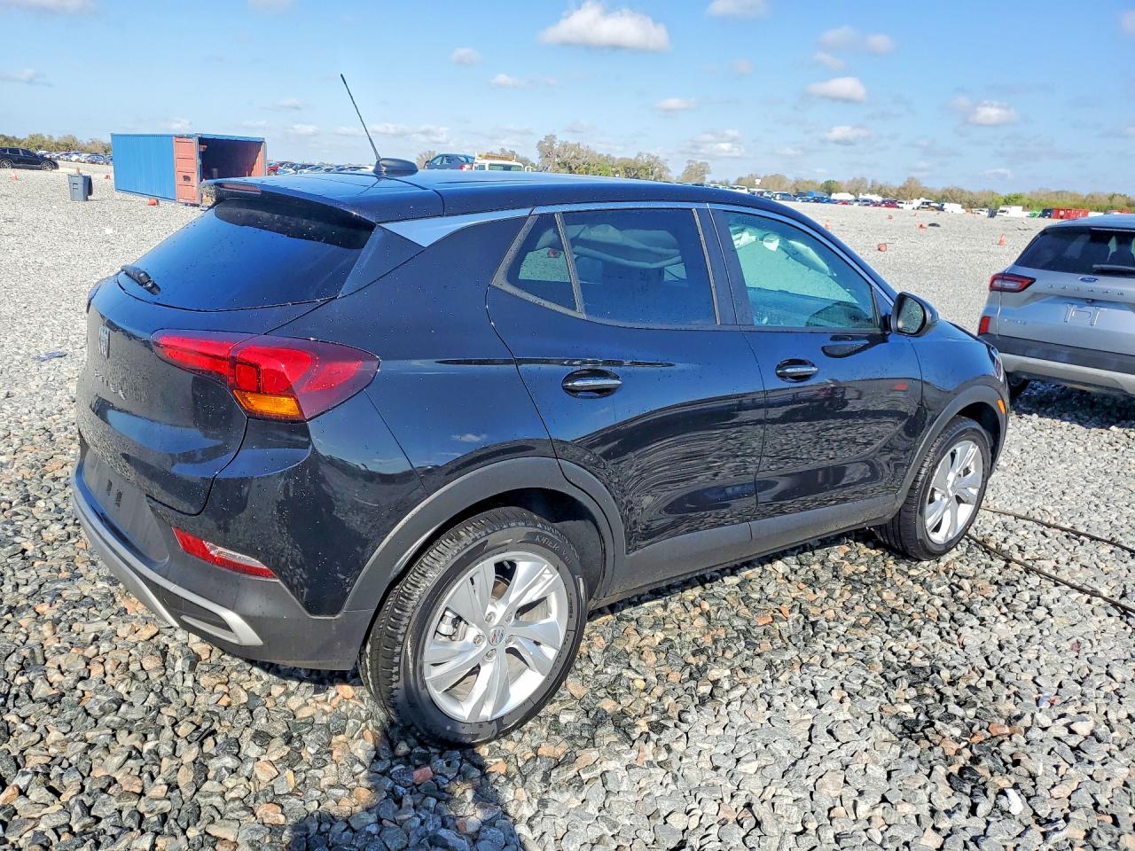 2025 Buick Encore VIN KL4AMBSL2SB220852 photo 3