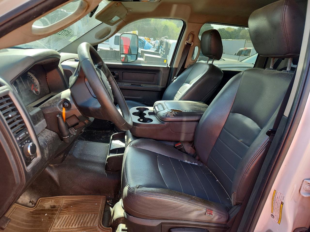 2018 Ram All models VIN 3C63RRGL5JG319180 photo 7