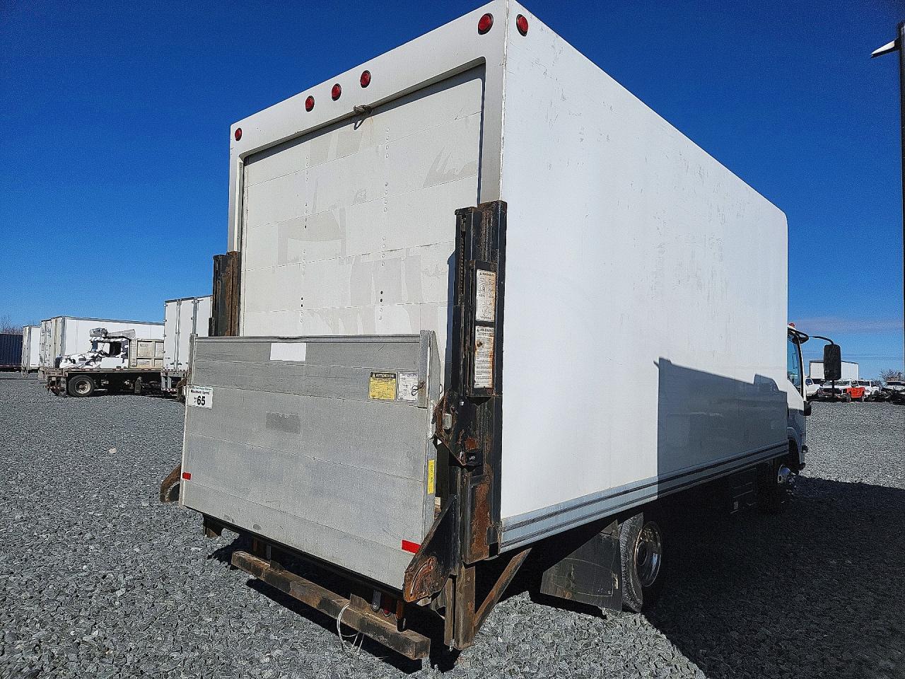 2017 Isuzu Npr hd VIN JALC4W160H7002193 photo 3