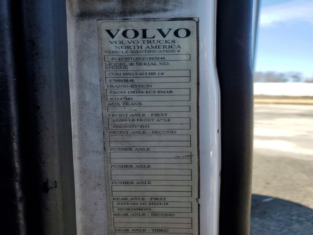 2016 Volvo Vn VIN 4V4N39TG0GN965646 photo 10