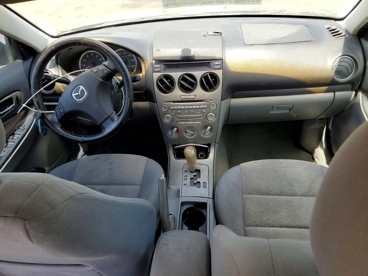 2003 Mazda 6 VIN 1YVFP80C635M32821 photo 8