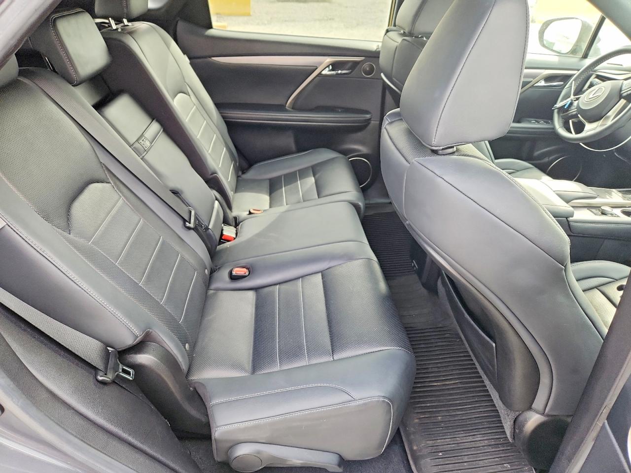 2022 Lexus Rx450 VIN 2T2YGMDA8NC082934 photo 11
