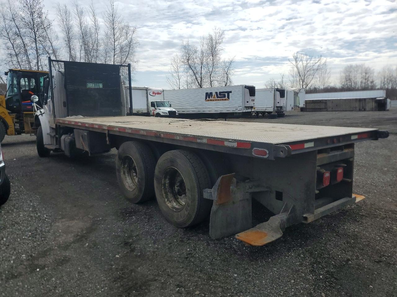 2017 FREIGHTLINER All other VIN 1FVHCYCY1HHJB2247 photo 3
