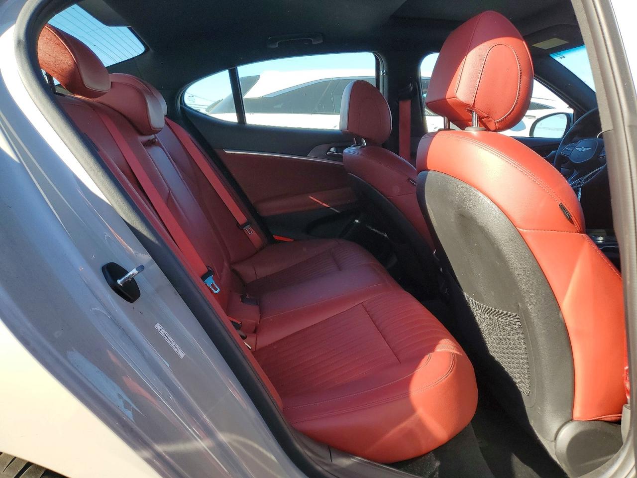 2024 Genesis G70 VIN KMTG34SC0RU139587 photo 10