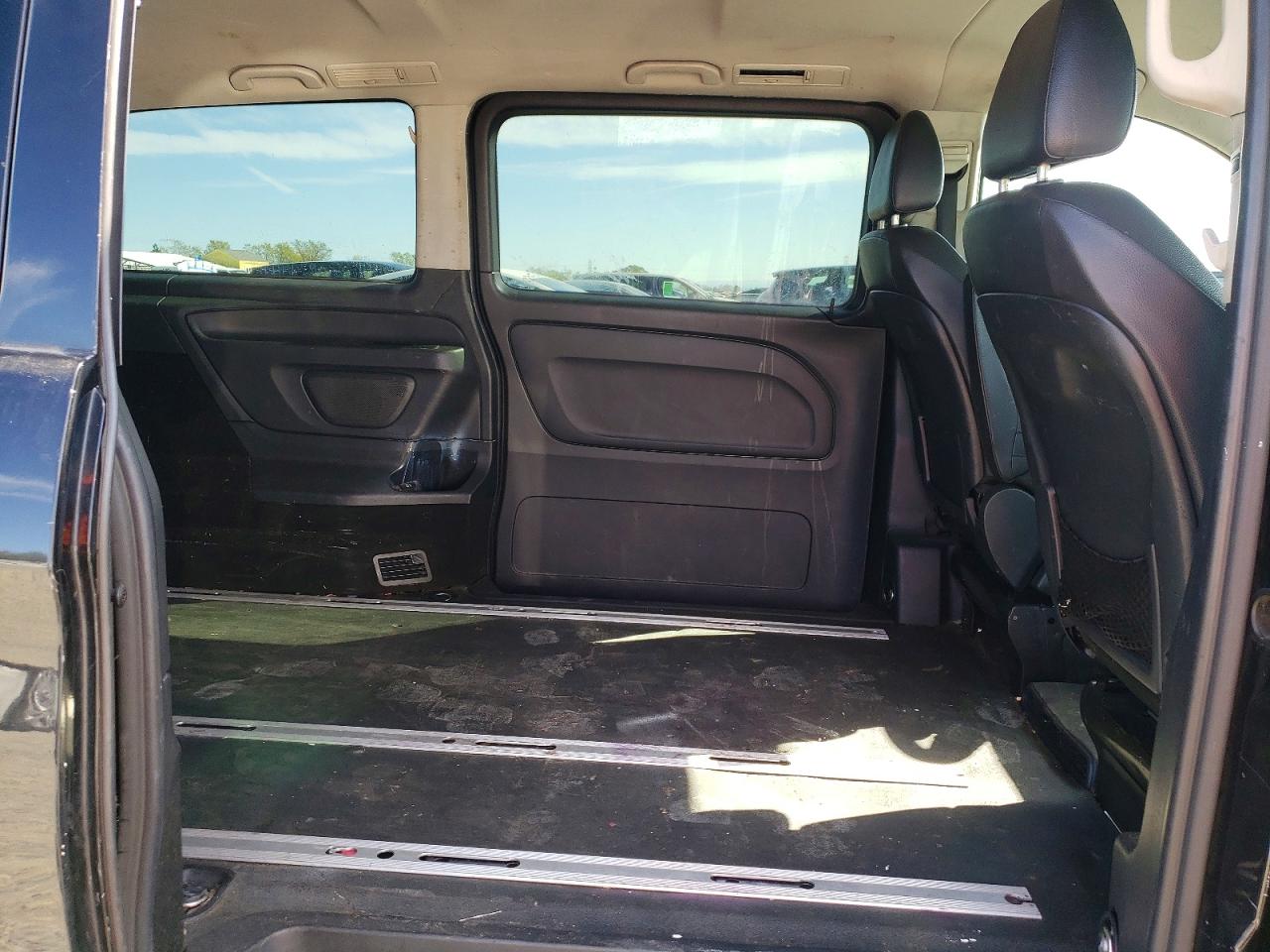 2019 Mercedes-Benz Metris VIN WD4PG2EE8K3514440 photo 11