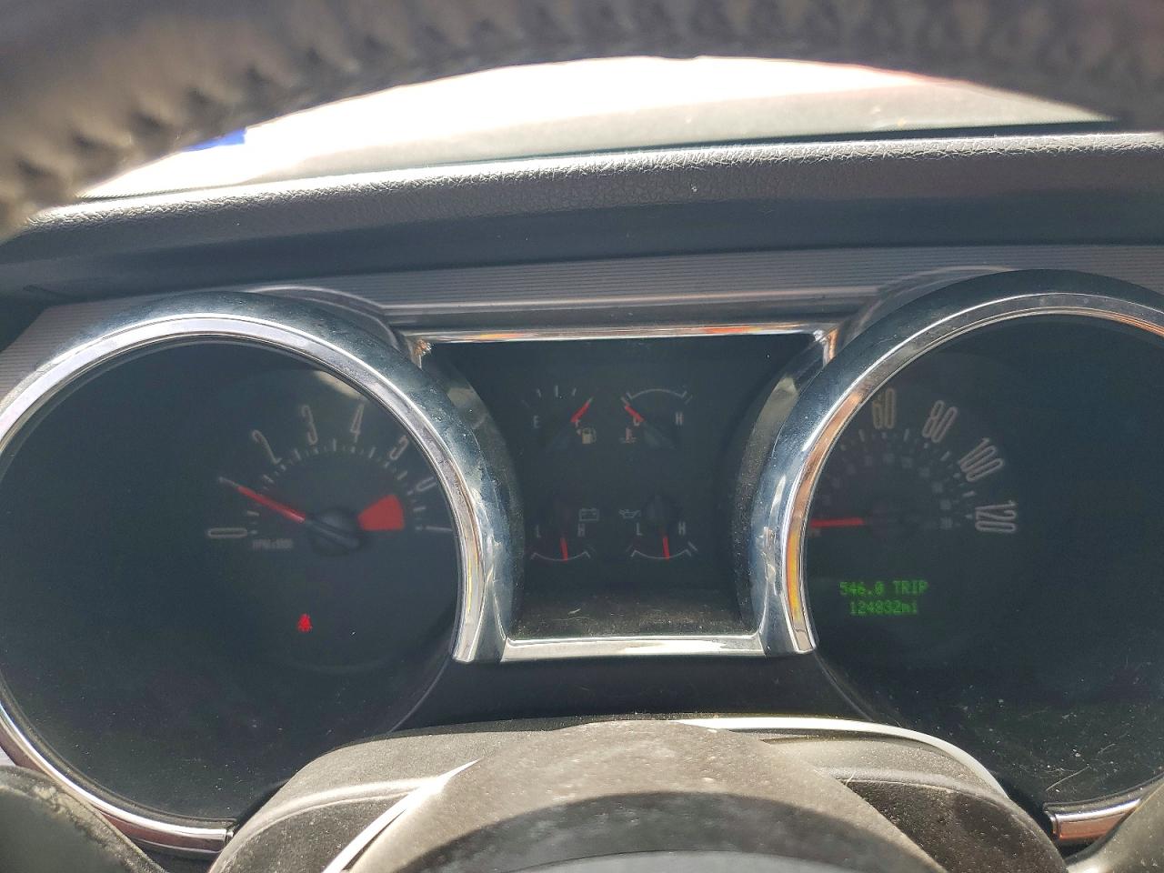 2008 Ford Mustang VIN 1ZVHT80N585131666 photo 9