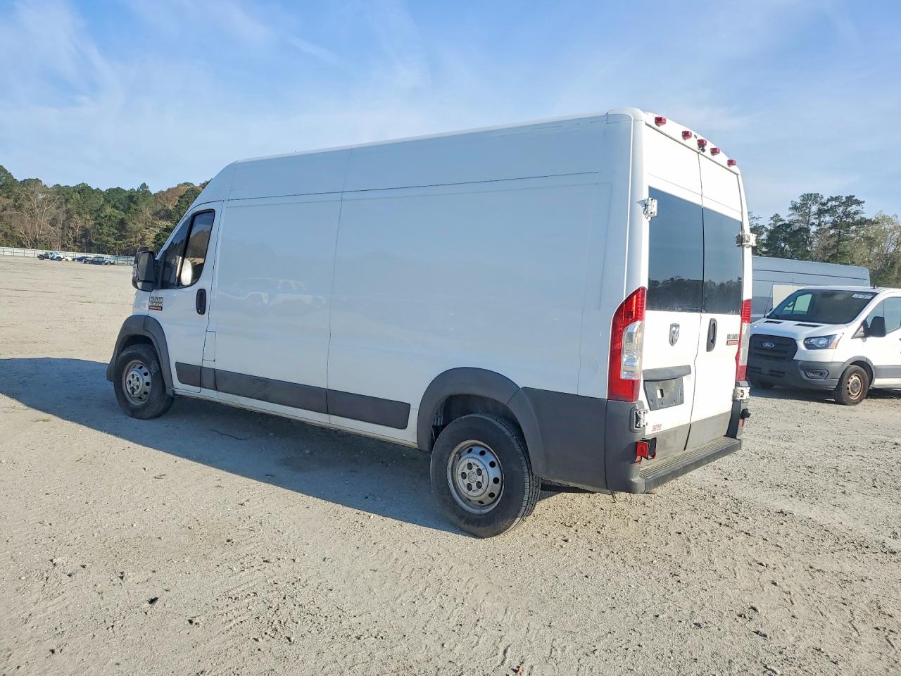2017 Ram Promaster VIN 3C6TRVDG5HE527159 photo 2