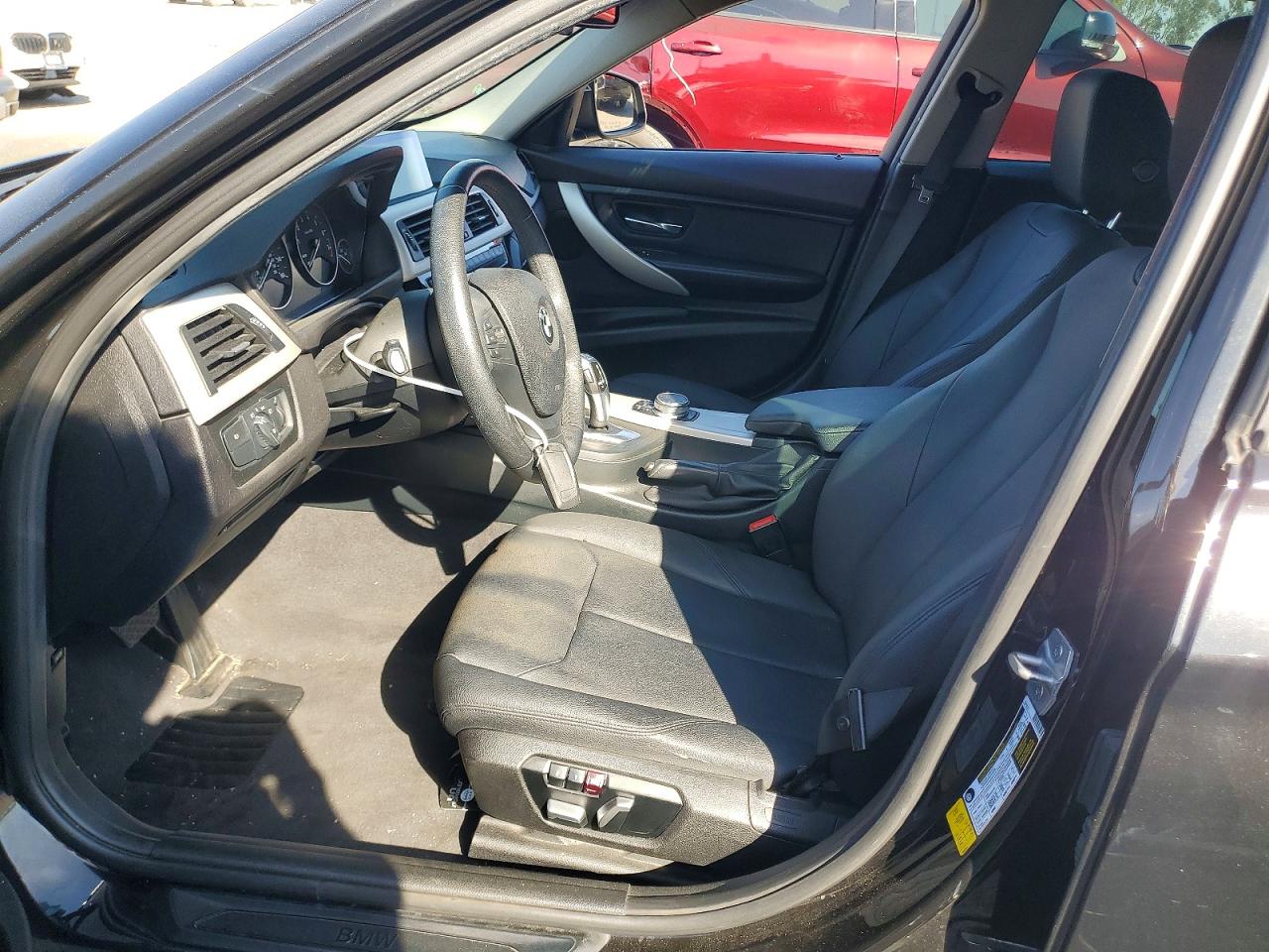 2018 BMW 3 series VIN WBA8E1G57JNU89851 photo 7