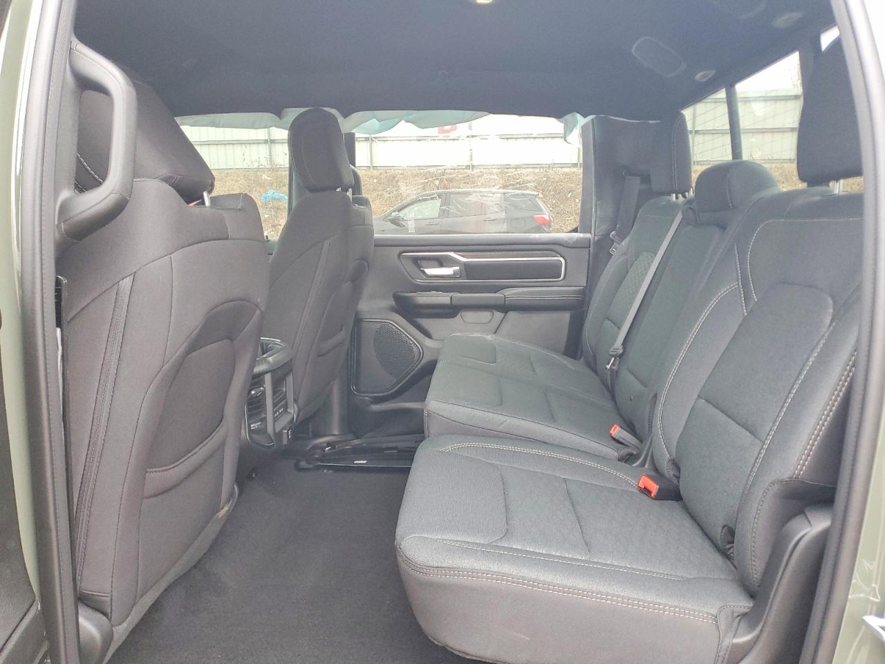 2026 RAM 1500 VIN 1C6SRFFT8TN303285 photo 10