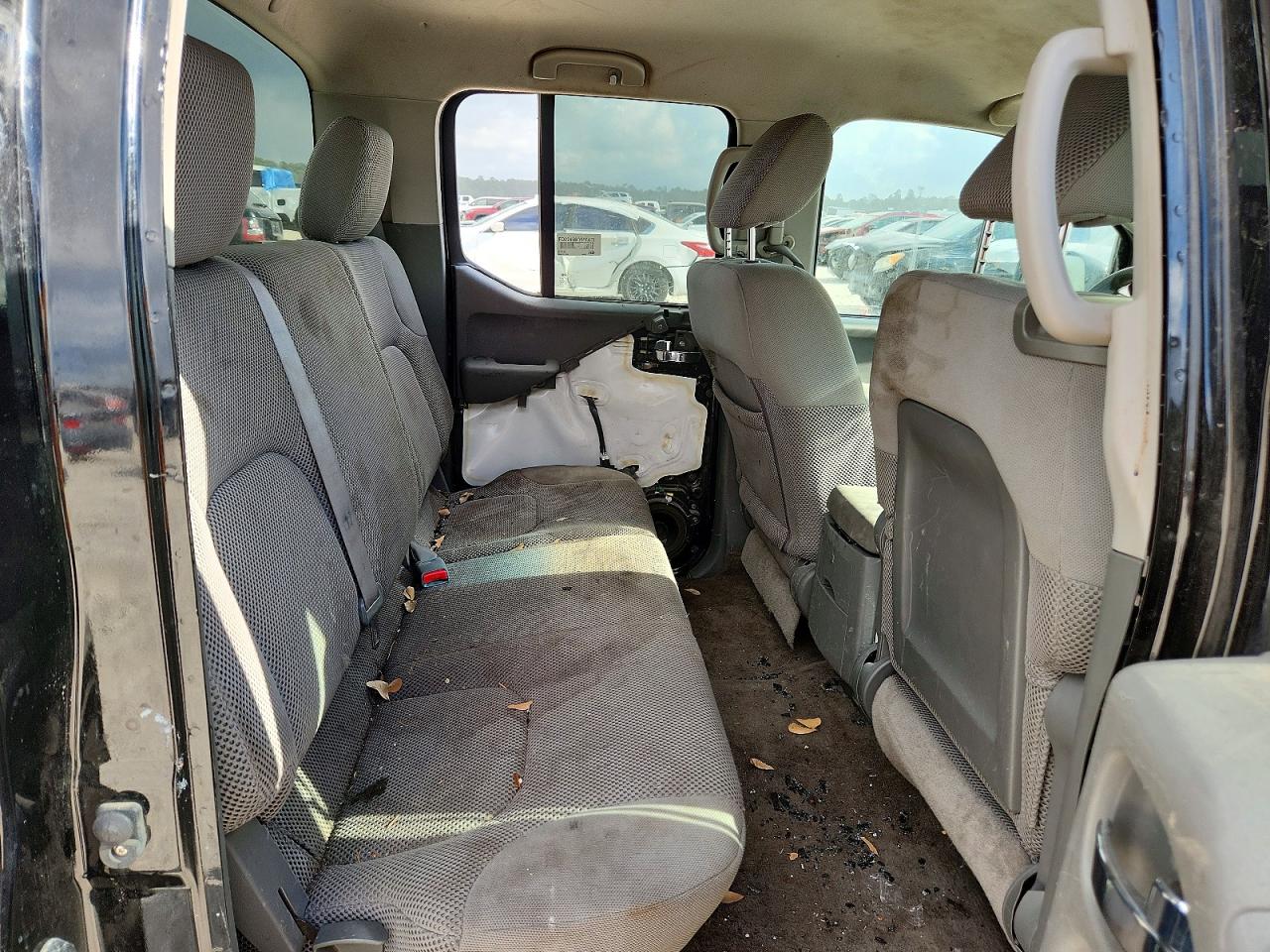2010 Nissan Frontier VIN 1N6AD0ER4AC400852 photo 10
