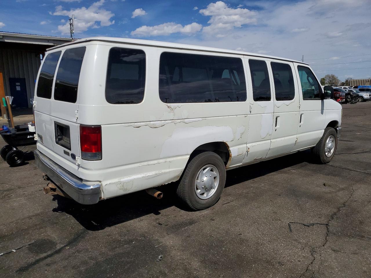 2008 Ford All models VIN 1FBSS31L08DA58650 photo 3