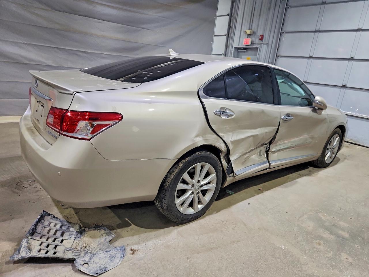 2011 Lexus ES350 VIN JTHBK1EG2B2448213 photo 3