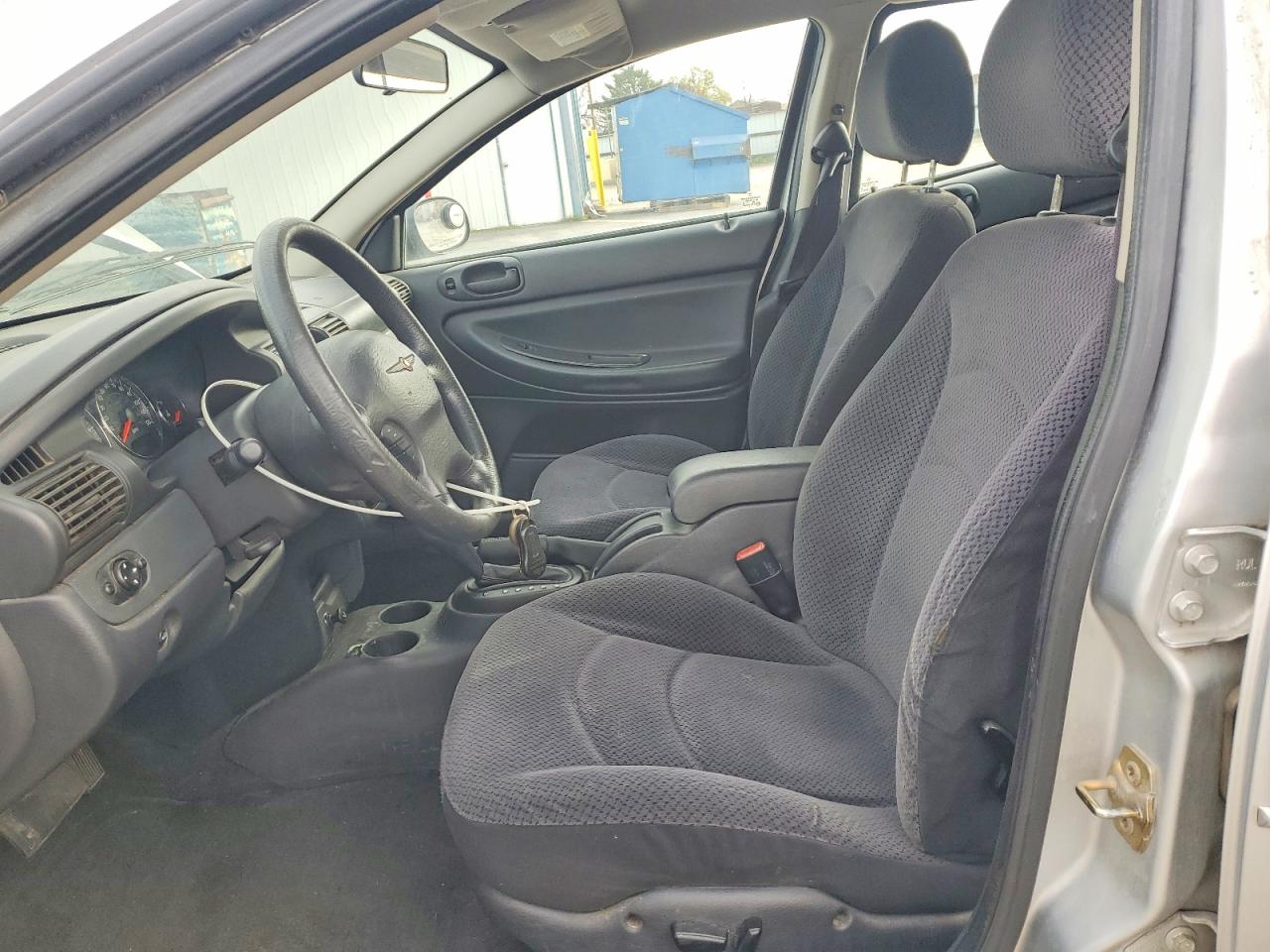 2004 Chrysler Sebring VIN 1C3EL46X74N375504 photo 7