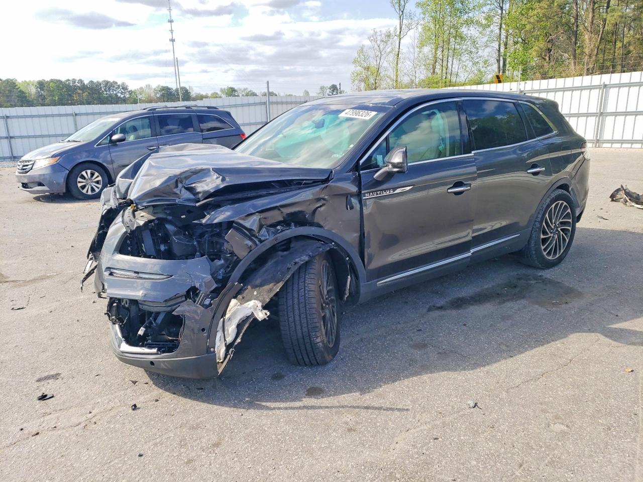 2020 Lincoln Nautilus VIN 2LMPJ6K94LBL28518 photo 1