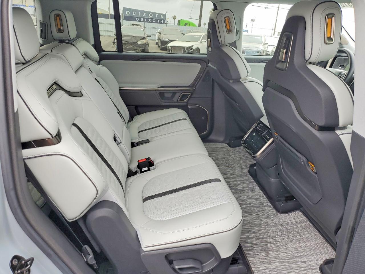 2024 Rivian Ris VIN 7PDSGABA8RN044868 photo 11