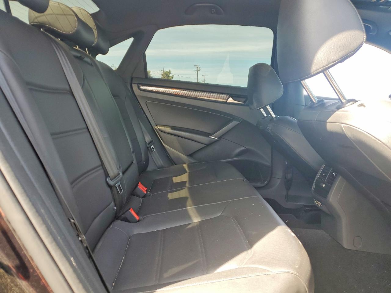 2021 Volkswagen Passat VIN 1VWMA7A30MC017463 photo 10