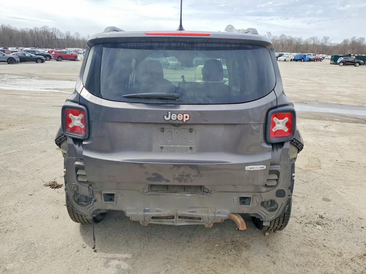 2017 Jeep Renegade VIN ZACCJABB5HPF64425 photo 6