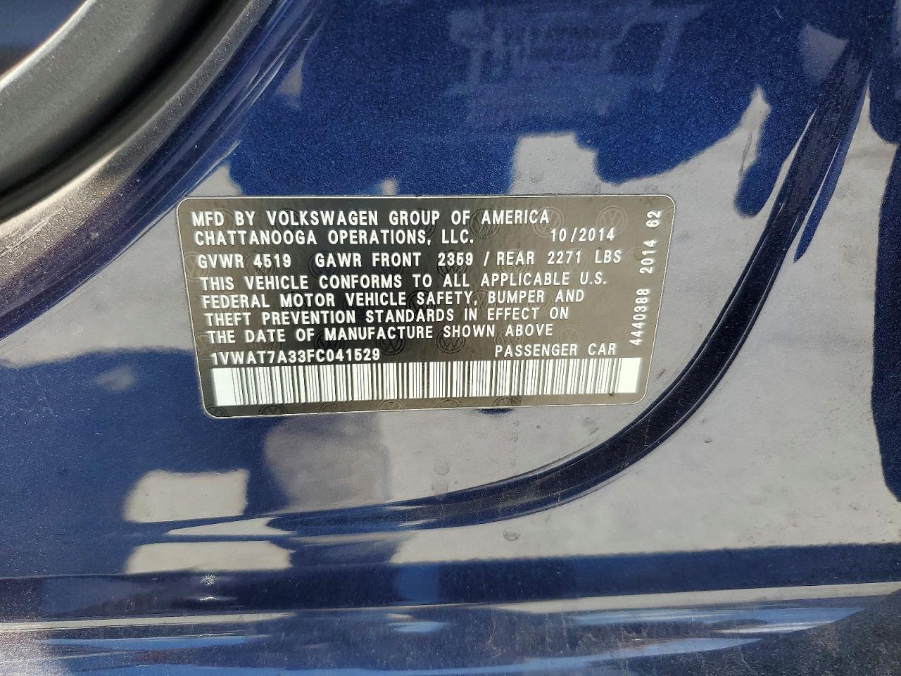 2015 Volkswagen Passat s VIN 1VWAT7A33FC041529 photo 12