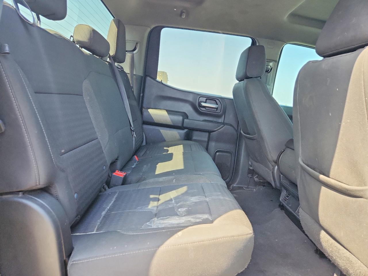 2022 Chevrolet All models VIN 1GCPABEK8NZ560062 photo 10