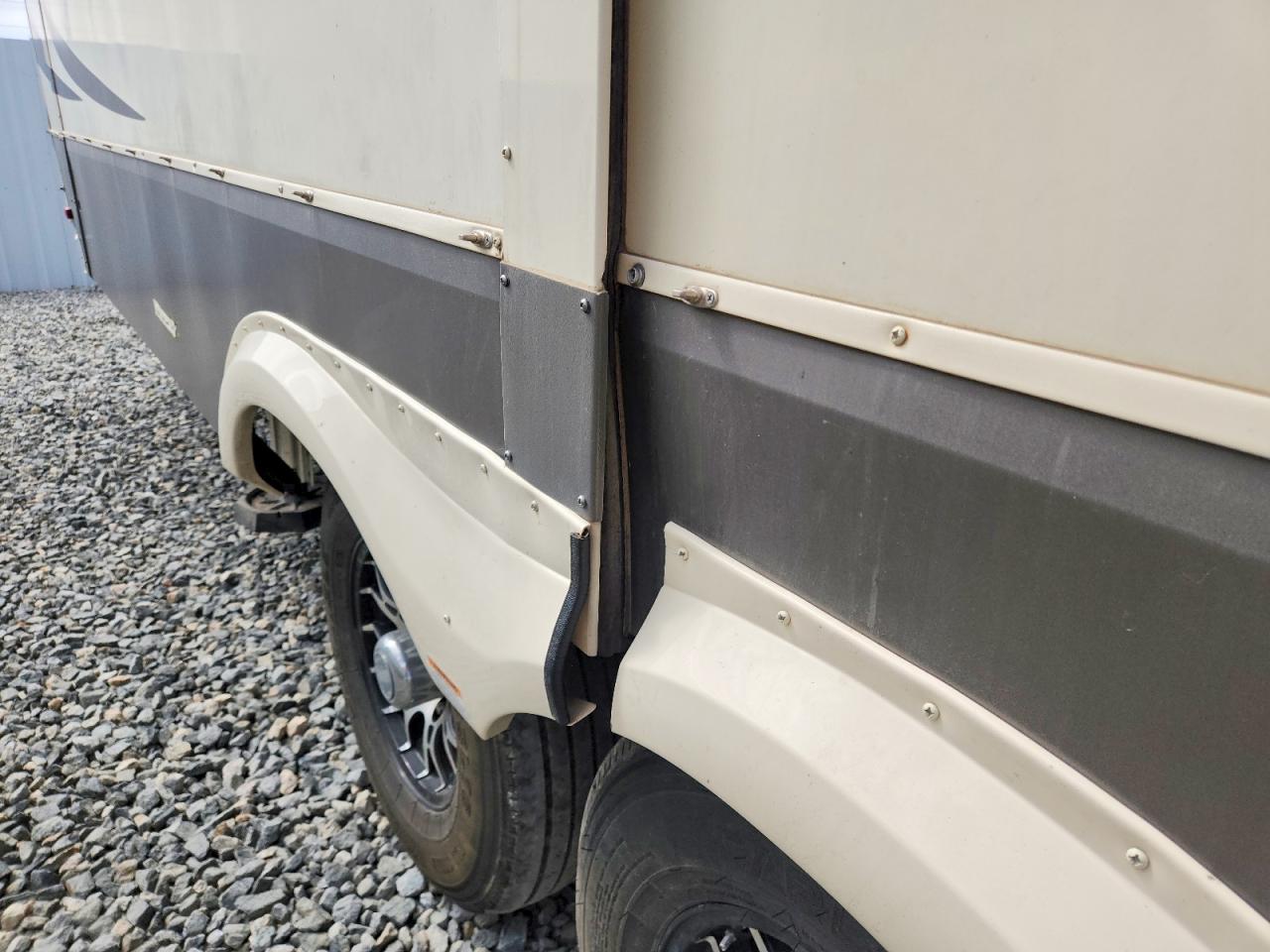 2019 GRAND Solitude VIN 573FS4326K9900627 photo 9