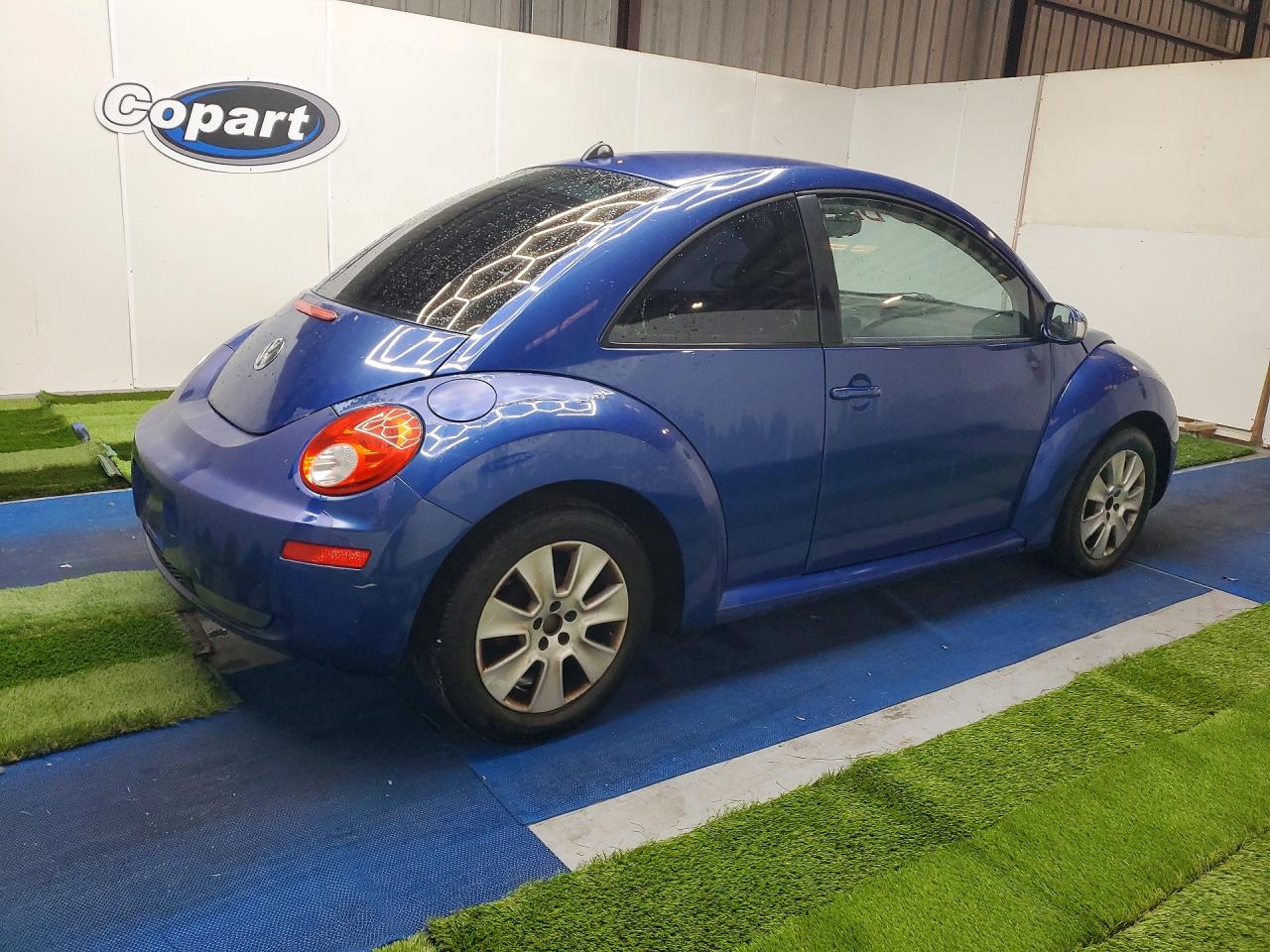 2008 VOLKSWAGEN Beetle VIN 3VWPW31C88M520976 photo 3