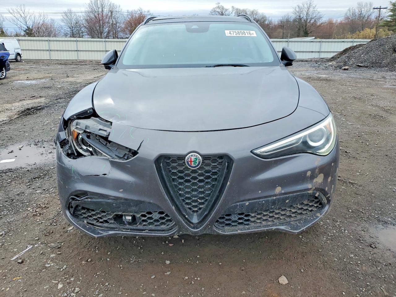 2021 Alfa Stelvio VIN ZASPAKBN0M7D09519 photo 5