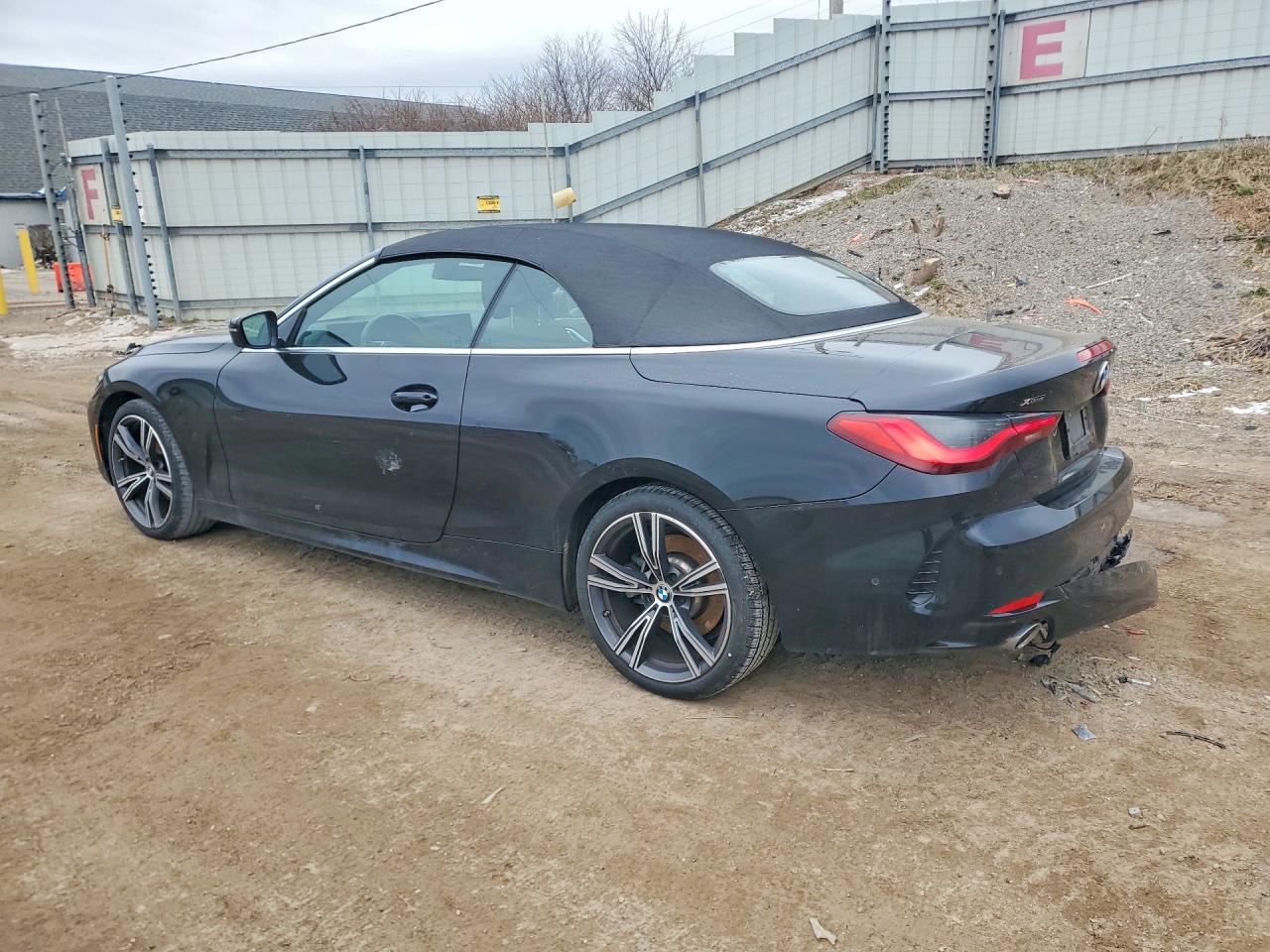 2024 BMW 4 series VIN WBA43AT08RCN69844 photo 2