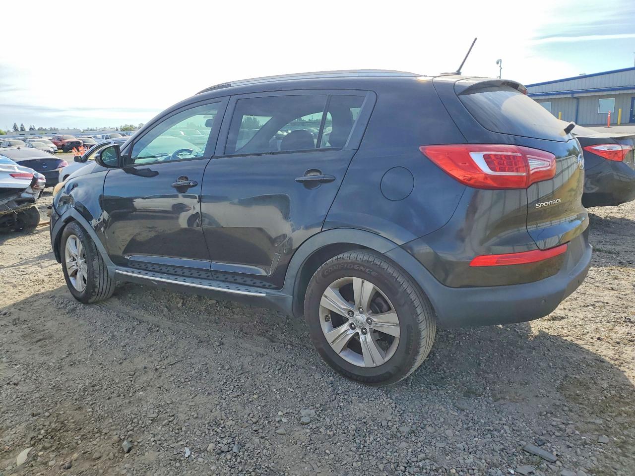 2012 Sportage VIN KNDPB3A20C7230451 photo 2