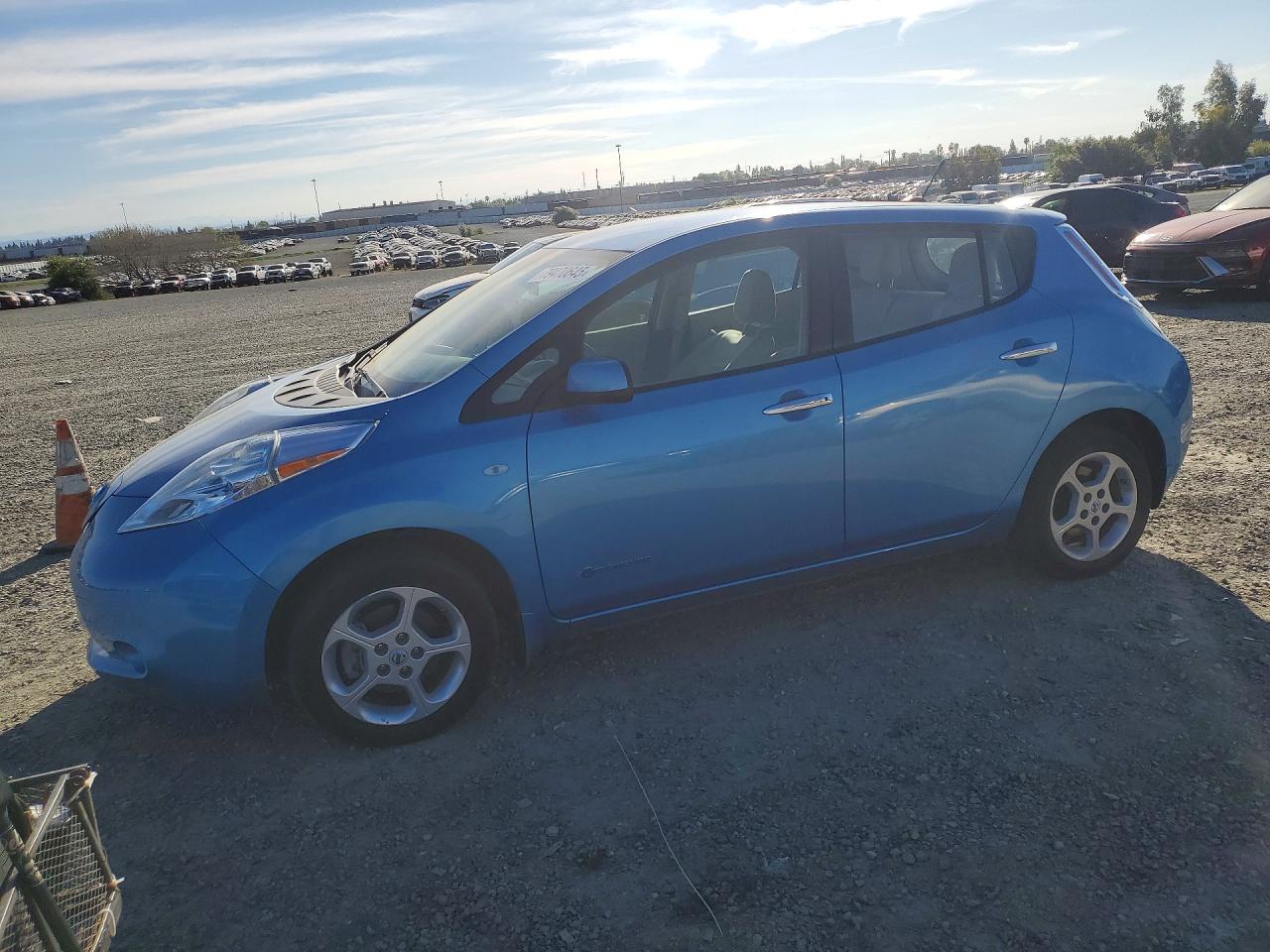 2012 Nissan Leaf VIN JN1AZ0CP5CT026666 photo 1