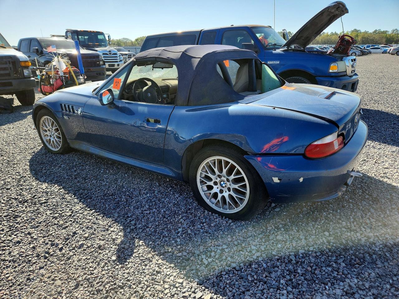 2002 BMW Z3 VIN 4USCN33422LM06128 photo 2