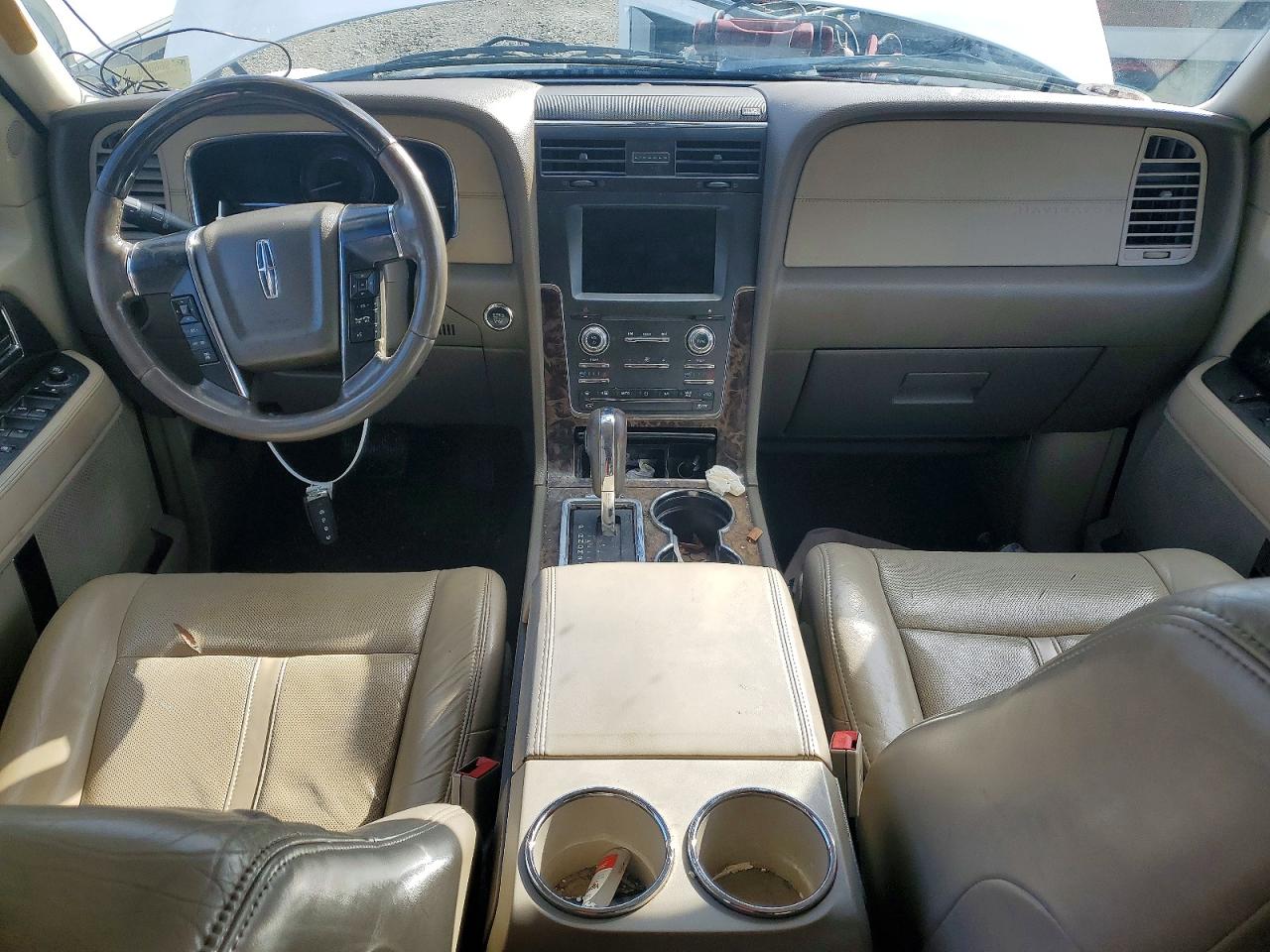2015 Lincoln Navigator VIN 5LMJJ2HT2FEJ02416 photo 8