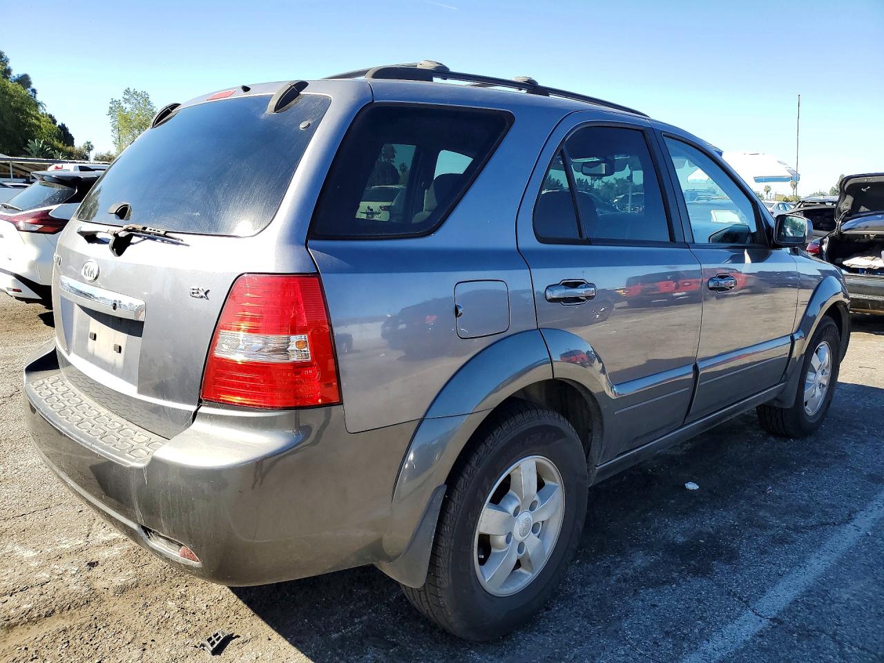 2007 KIA Sorento VIN KNDJD736075715830 photo 3