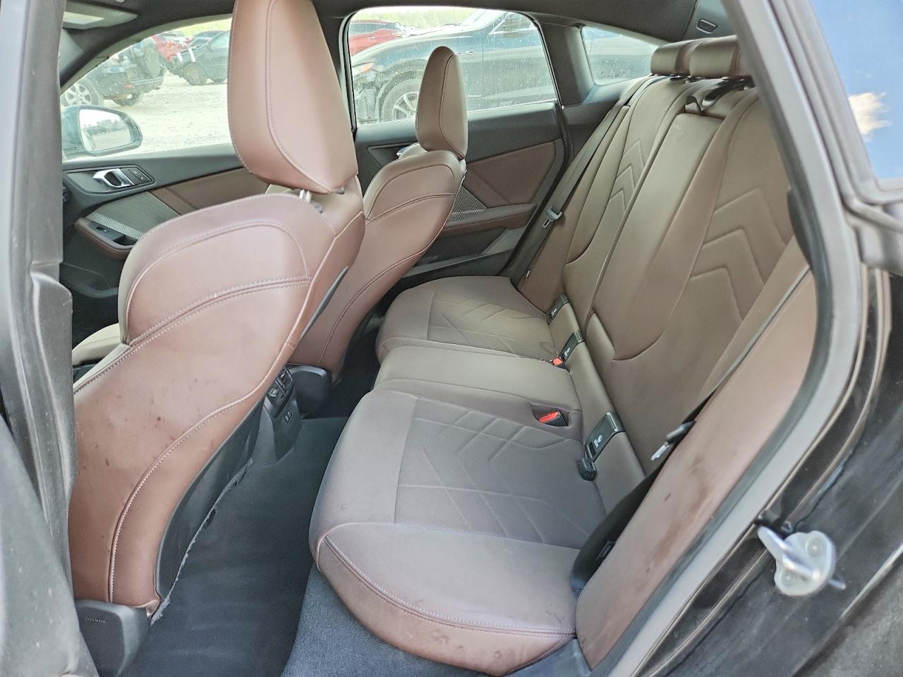 2025 BMW 2 series VIN WBA23GG0XS7T16883 photo 10