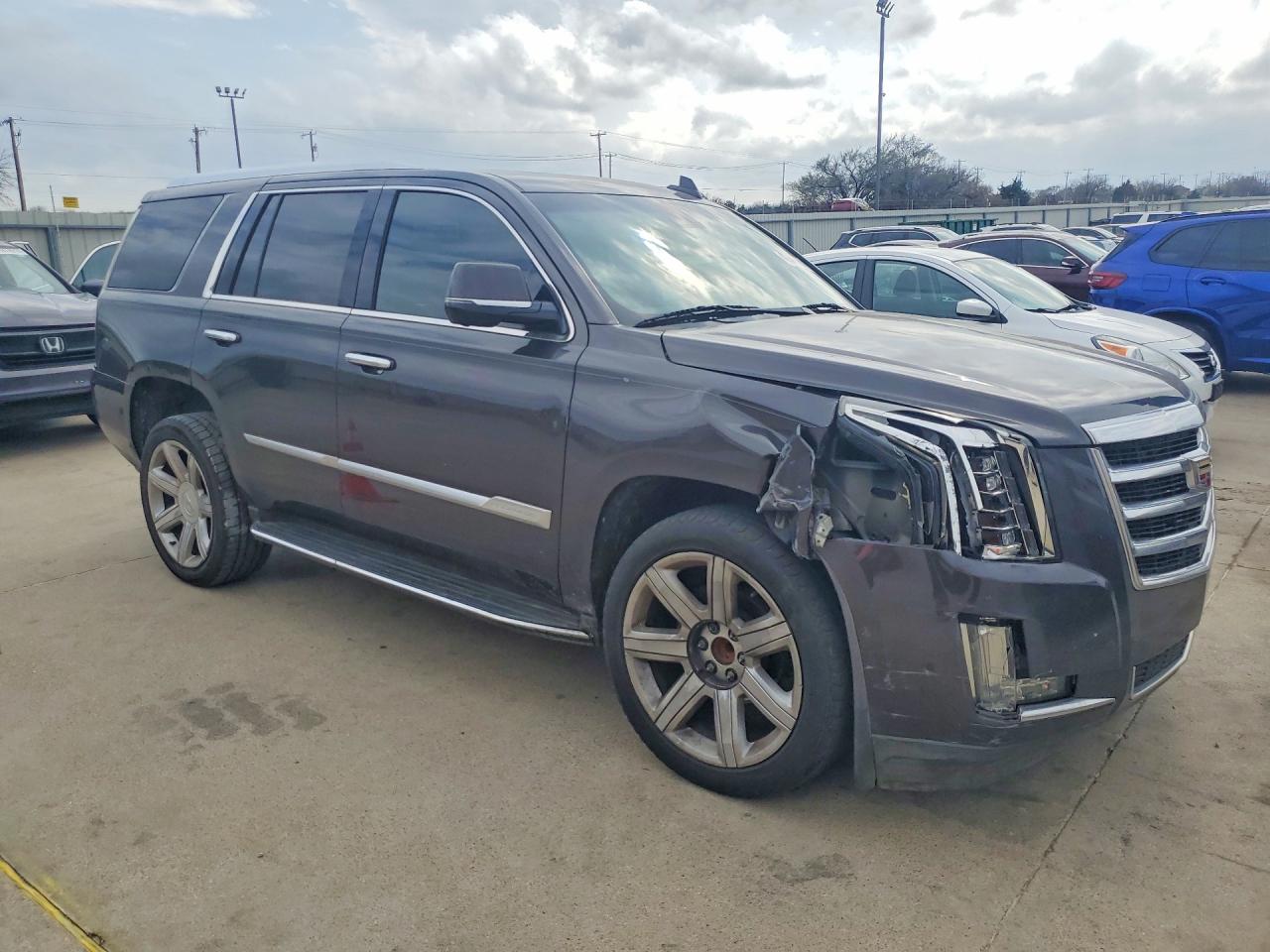 2018 Cadillac Escalade VIN 1GYS3BKJXJR368601 photo 4