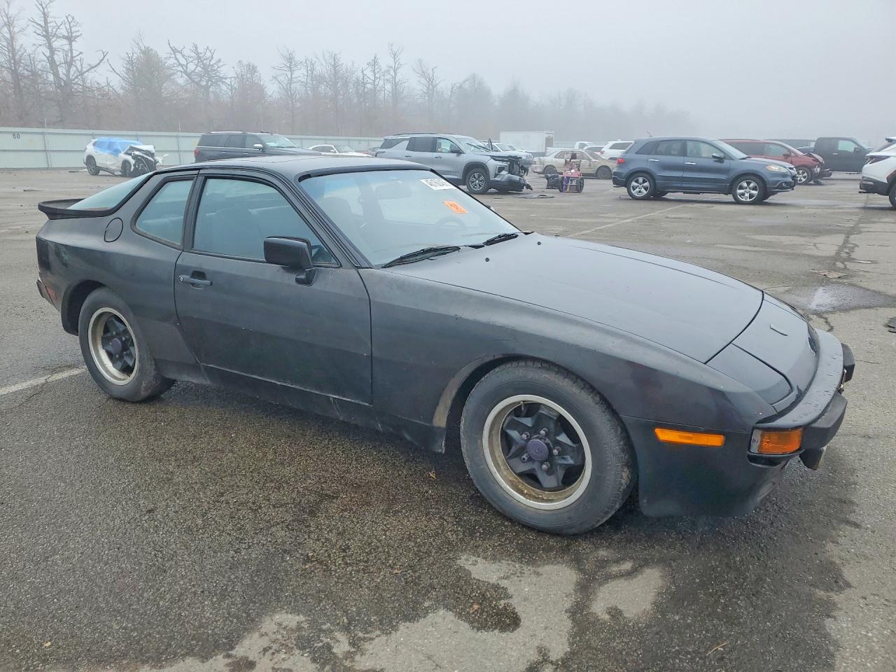 1983 Porsche 944 VIN WP0AA0946DN462336 photo 4