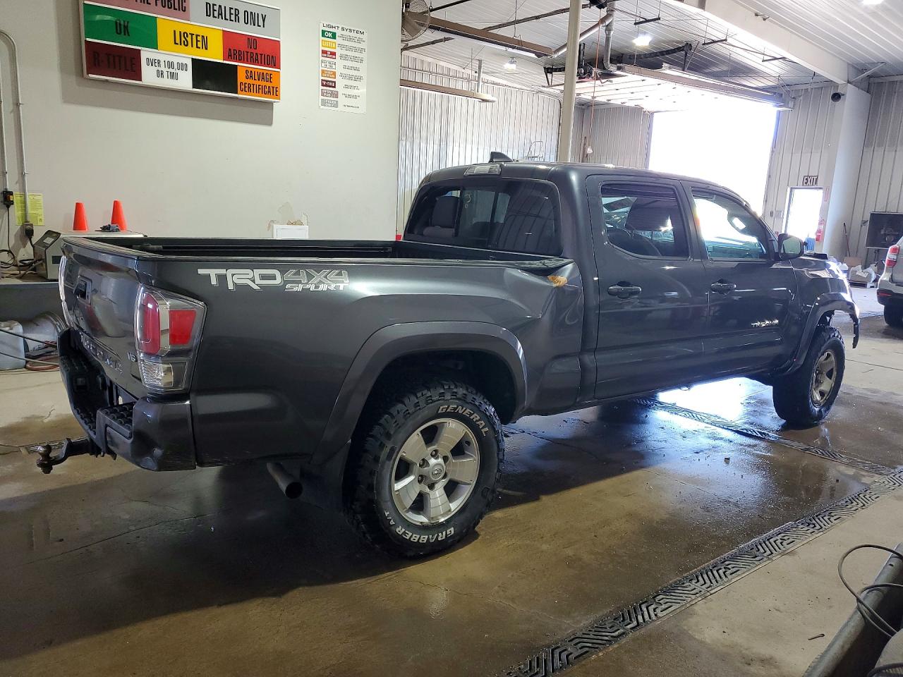 2020 Toyota Tacoma trd VIN 3TMDZ5BN4LM090011 photo 3