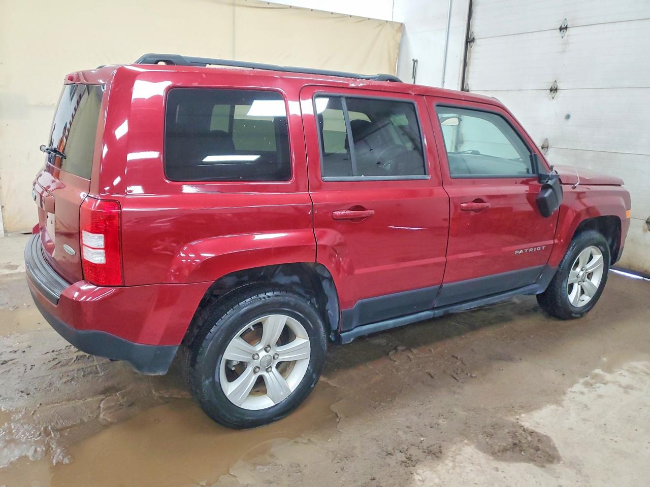 2012 Jeep Patriot VIN 1C4NJRFB0CD537674 photo 3