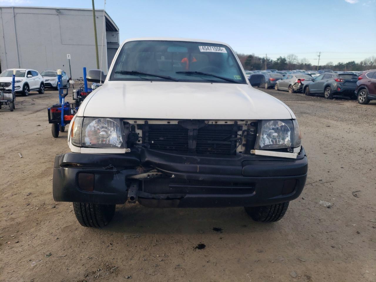 2000 Toyota Tacoma VIN 4TAWM72NXYZ651350 photo 5