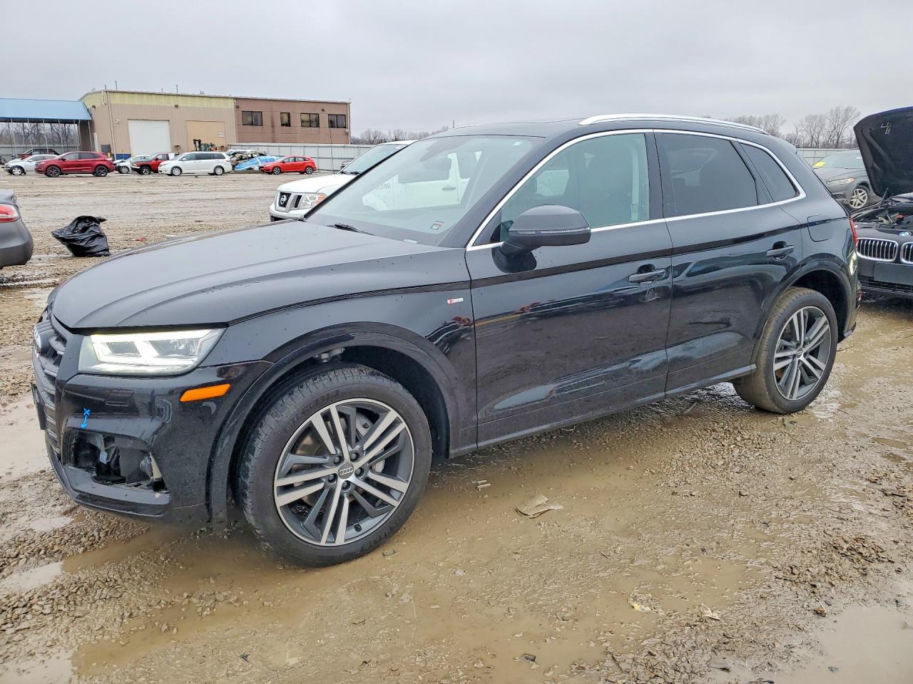 2020 Audi Q5 e VIN WA1E2AFY7L2068124 photo 1