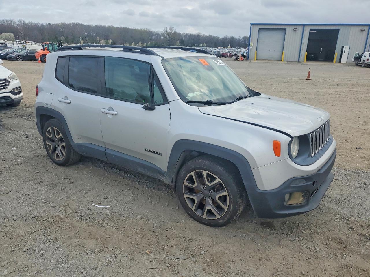 2016 Jeep Renegade VIN ZACCJABT5GPC53441 photo 4