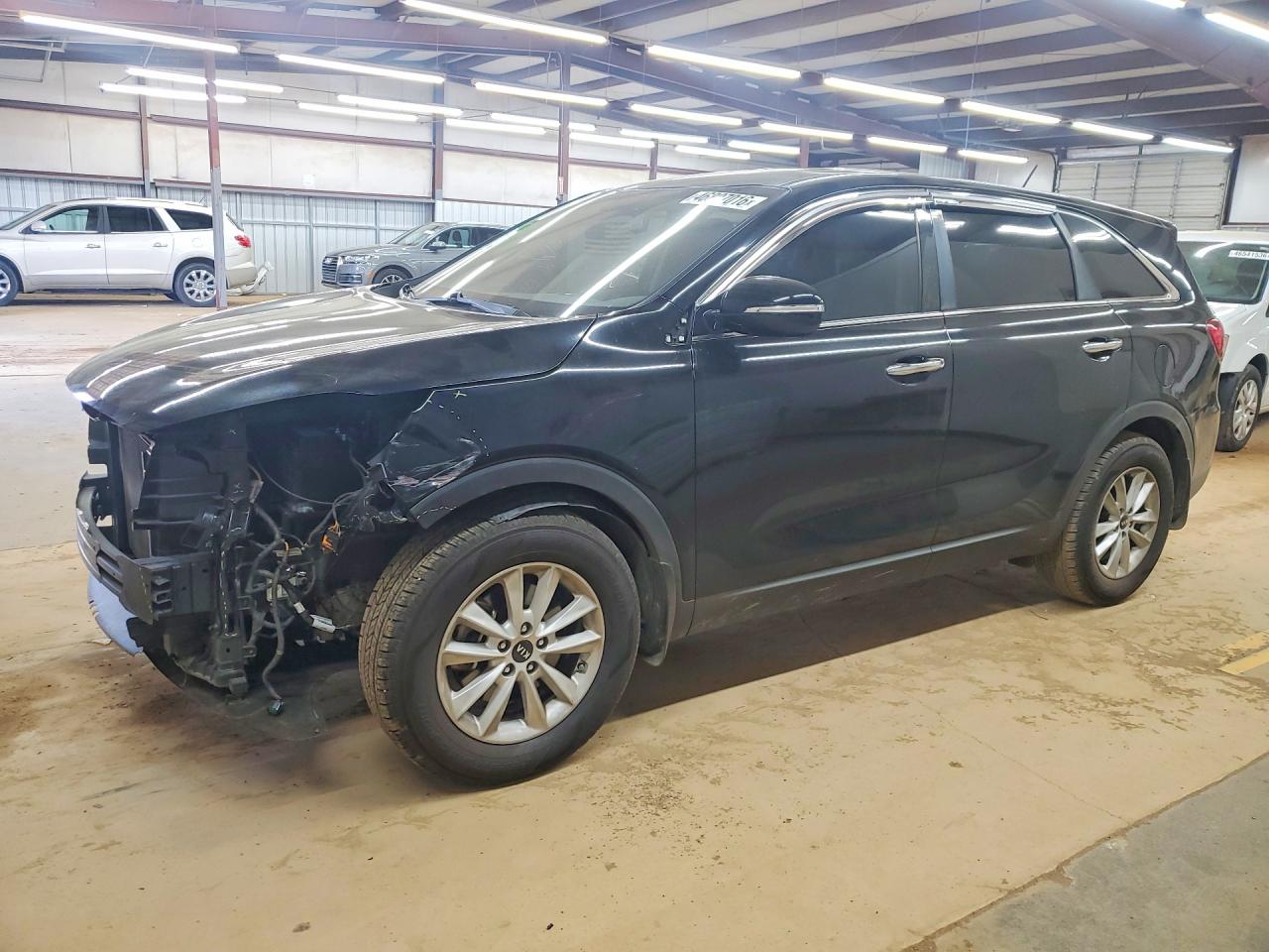 2019 Kia Sorento VIN 5XYPG4A33KG580643 photo 1