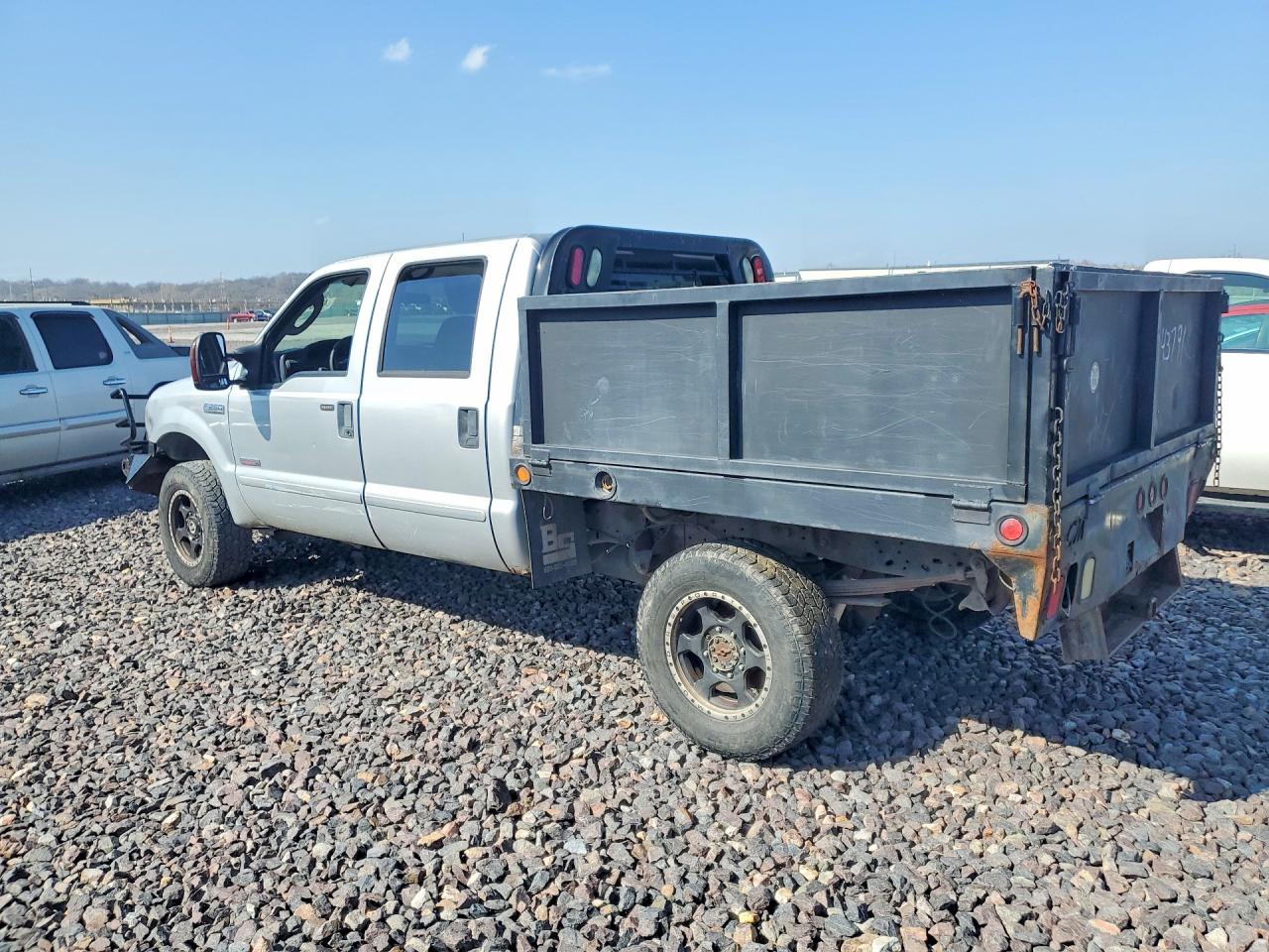 2006 Ford F250 VIN 1FTSW21P36ED24022 photo 2