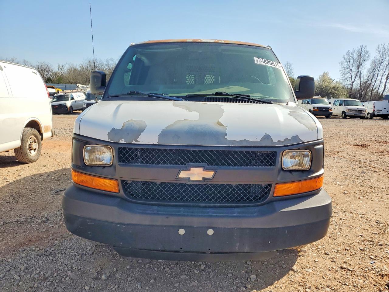 2008 Chevrolet Express VIN 1GCGG25C781136351 photo 5
