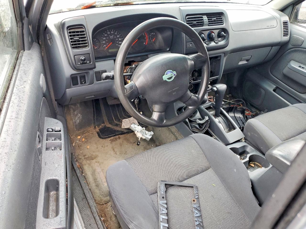 2001 Nissan Frontier VIN 1N6ED27Y31C309315 photo 8